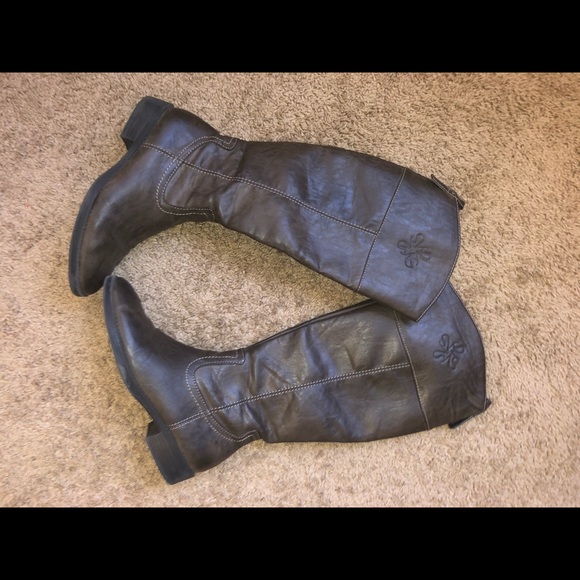 tall gray riding style boots - Picture 1 of 5